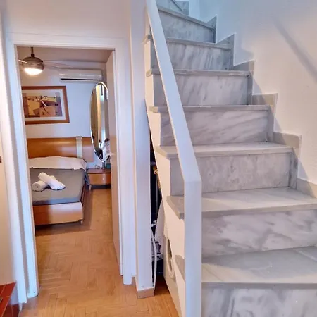 Korinthian Sea View Apartamento
