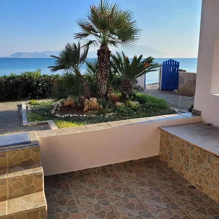 Apartamento Korinthian Sea View *