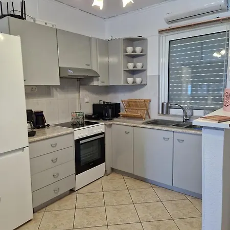 Korinthian Sea View * Nerántza