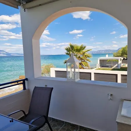 Korinthian Sea View Nerántza