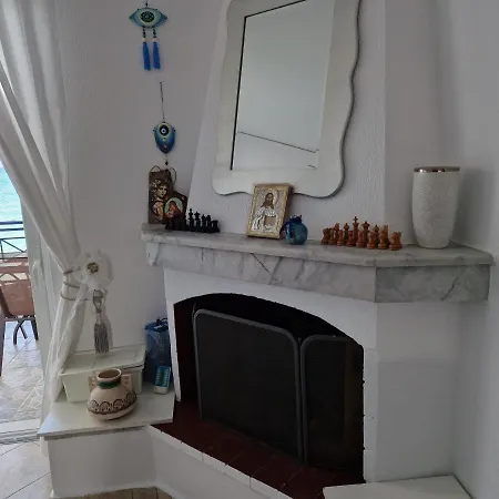 Apartamento Korinthian Sea View *
