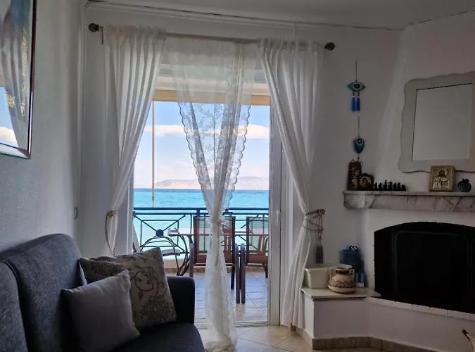 Korinthian Sea View Apartmán