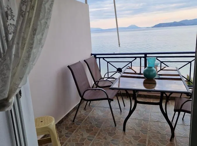 Apartmán Korinthian Sea View *