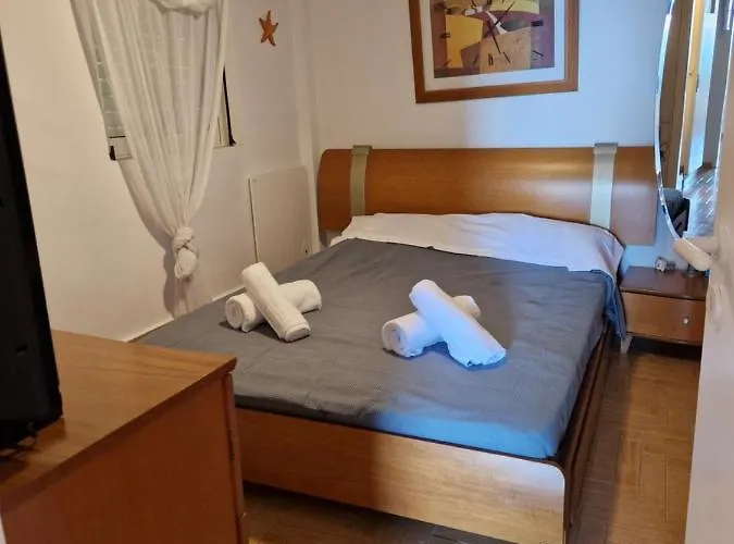 Korinthian Sea View Apartmán