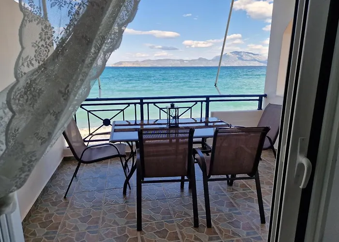 Korinthian Sea View Nerántza